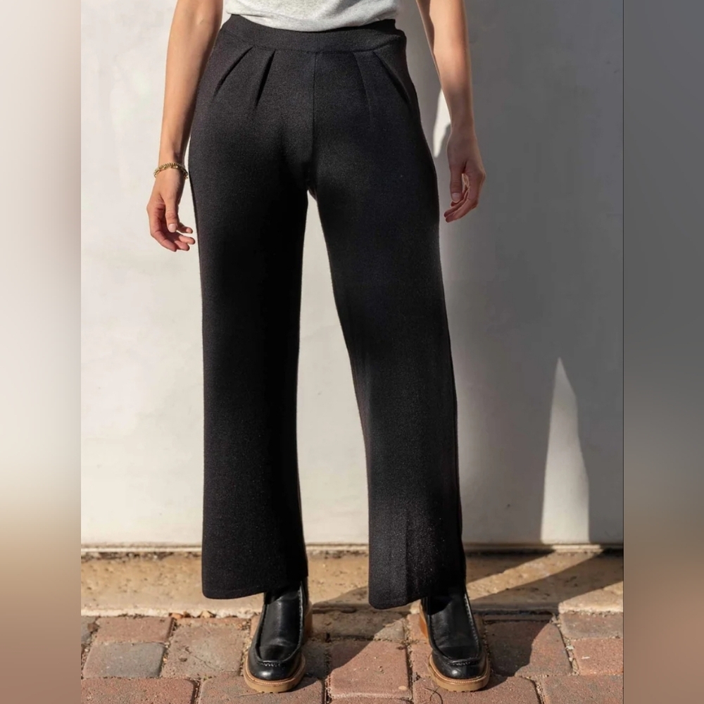 New W/ Tags Mersea Seaport Knit Pants